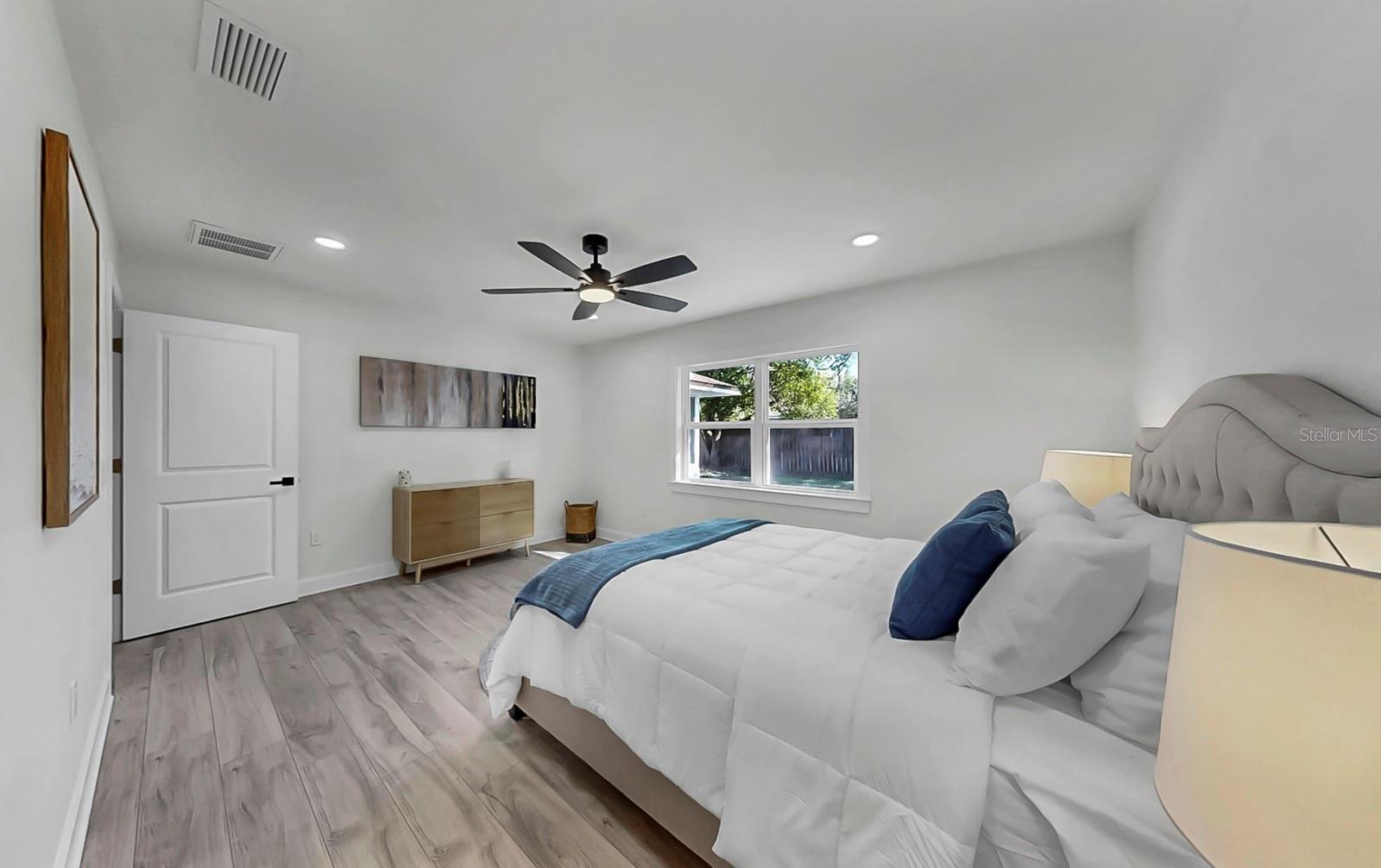 Image 30 of 54 For 2954 Jennifer Drive