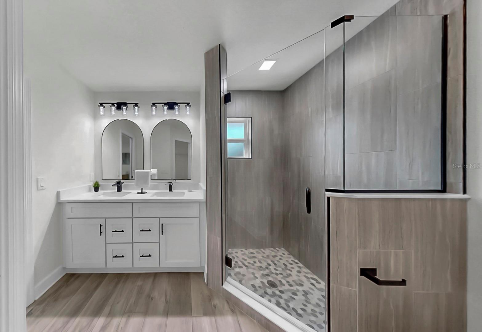 Image 36 of 54 For 2954 Jennifer Drive