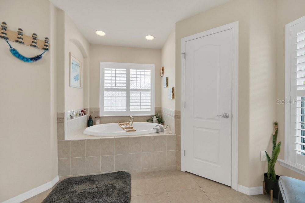 Image 17 of 35 For 2663 Brookside Bluff Loop