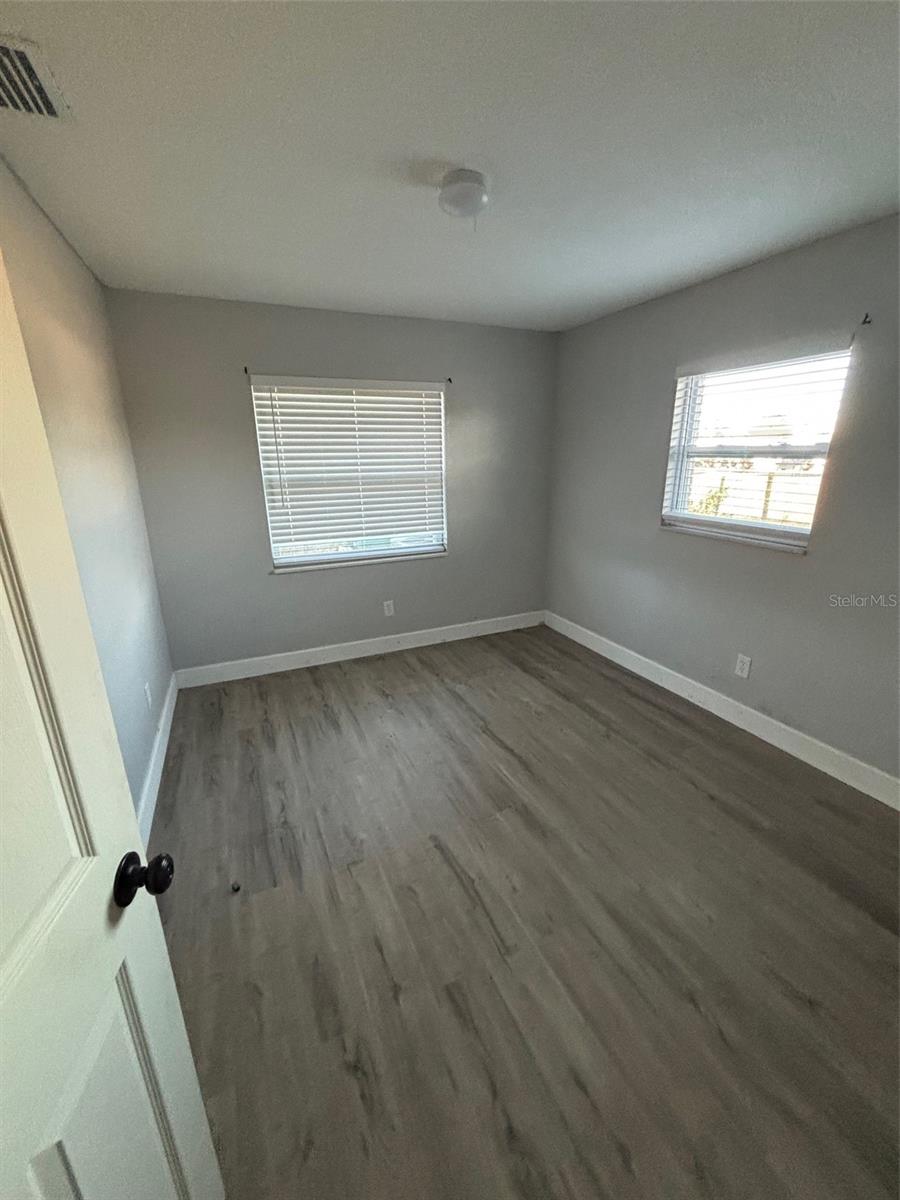 Image 16 of 28 For 1724 2nd Street Nw D