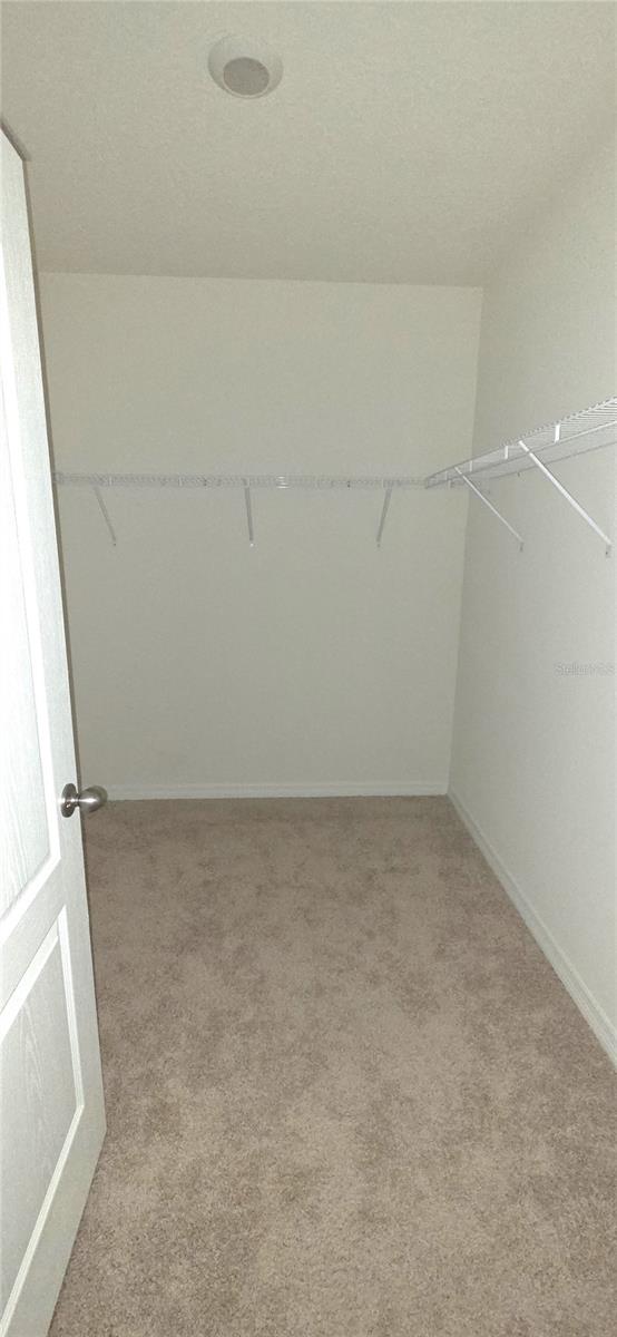 Image 18 of 39 For 610 Grove Street