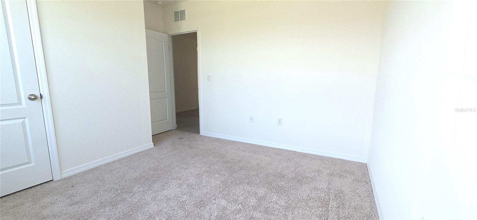 Image 26 of 39 For 610 Grove Street