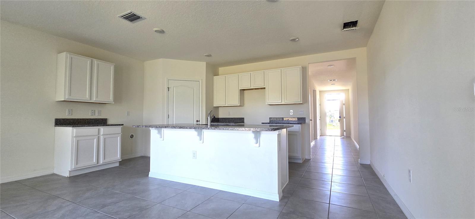 Image 8 of 39 For 610 Grove Street