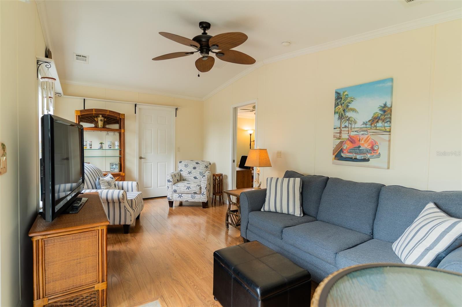 Image 15 of 49 For 30 Saddlebag Trail N