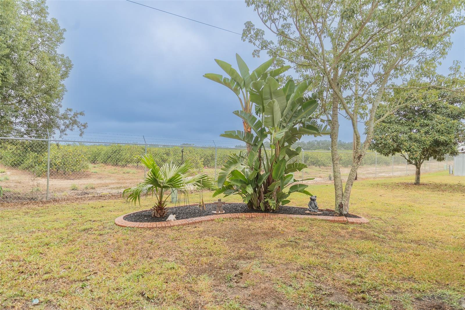 Image 23 of 49 For 30 Saddlebag Trail N