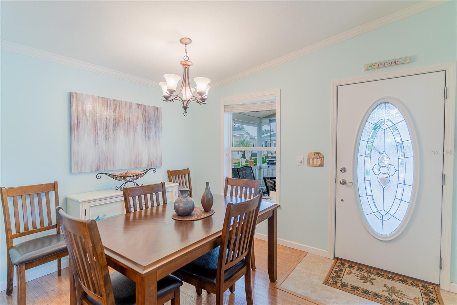 Image 7 of 49 For 30 Saddlebag Trail N