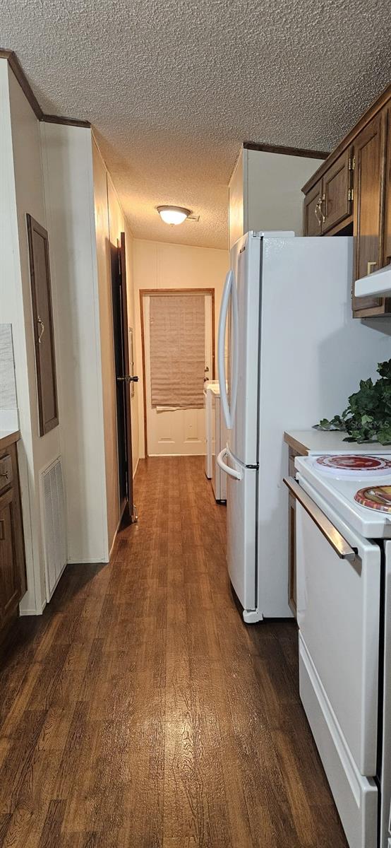 Image 13 of 28 For 3636 Lazy Lake Drive S