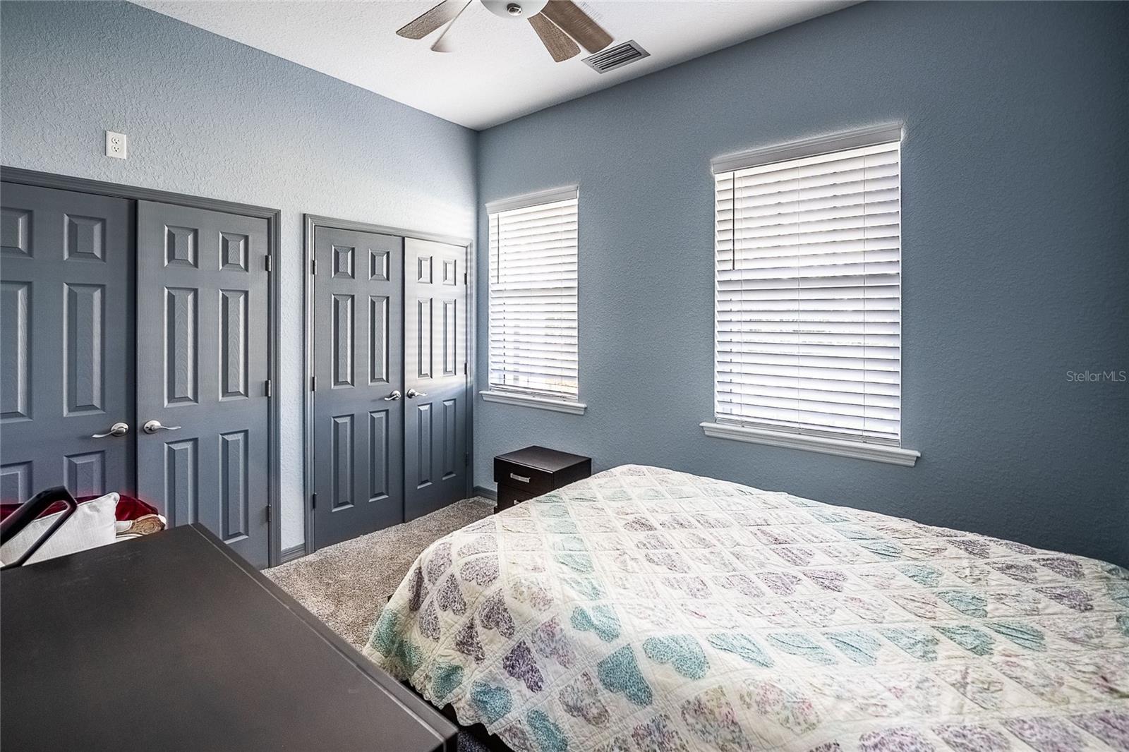 Image 24 of 84 For 2424 Burns Avenue