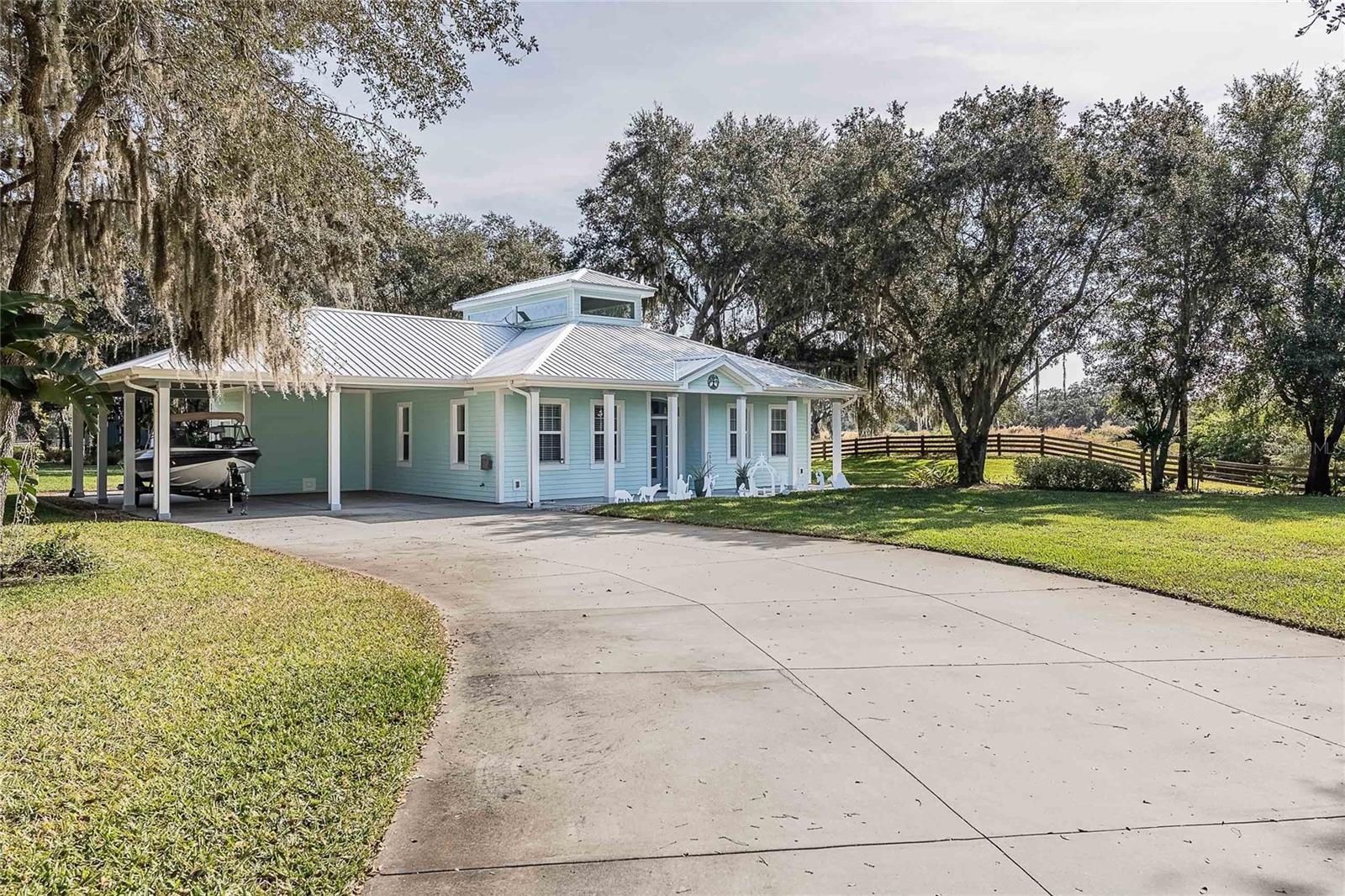 Image 62 of 84 For 2424 Burns Avenue