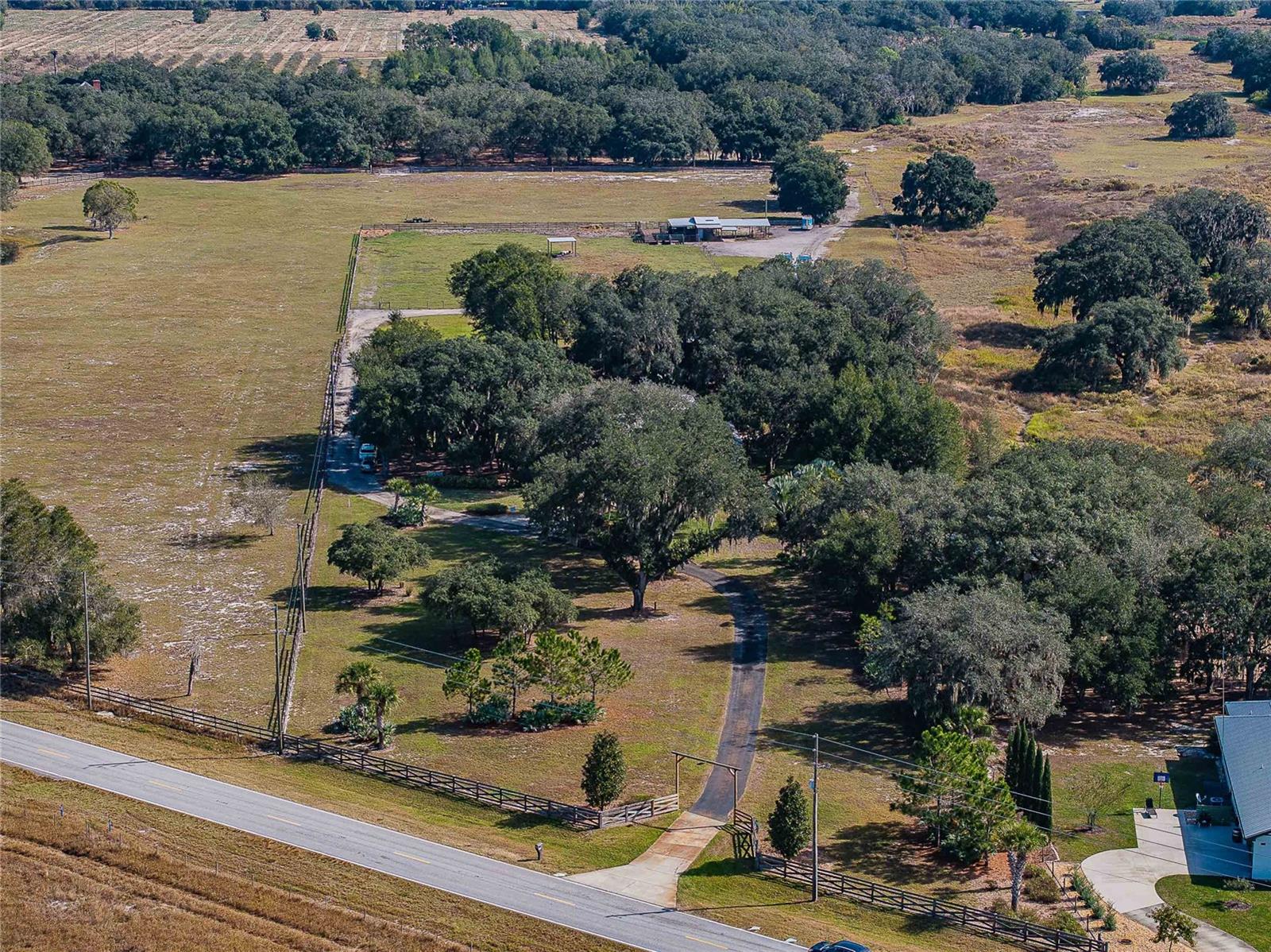 Image 70 of 84 For 2424 Burns Avenue