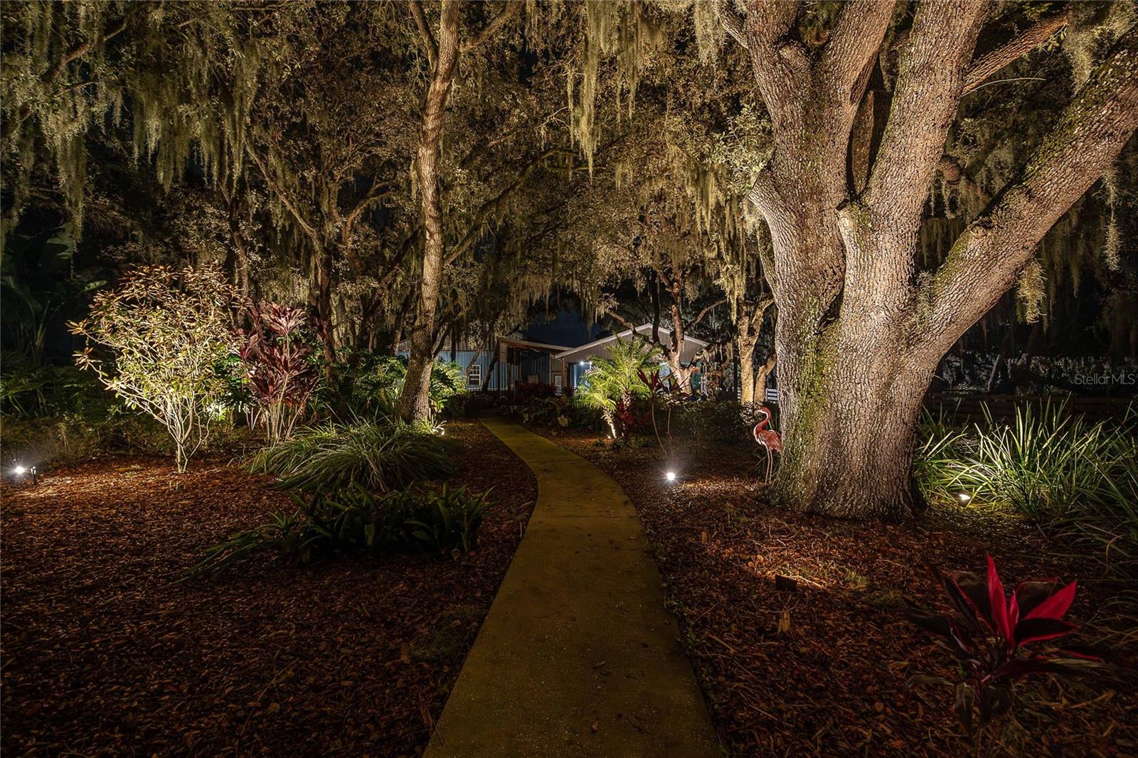 Image 79 of 84 For 2424 Burns Avenue