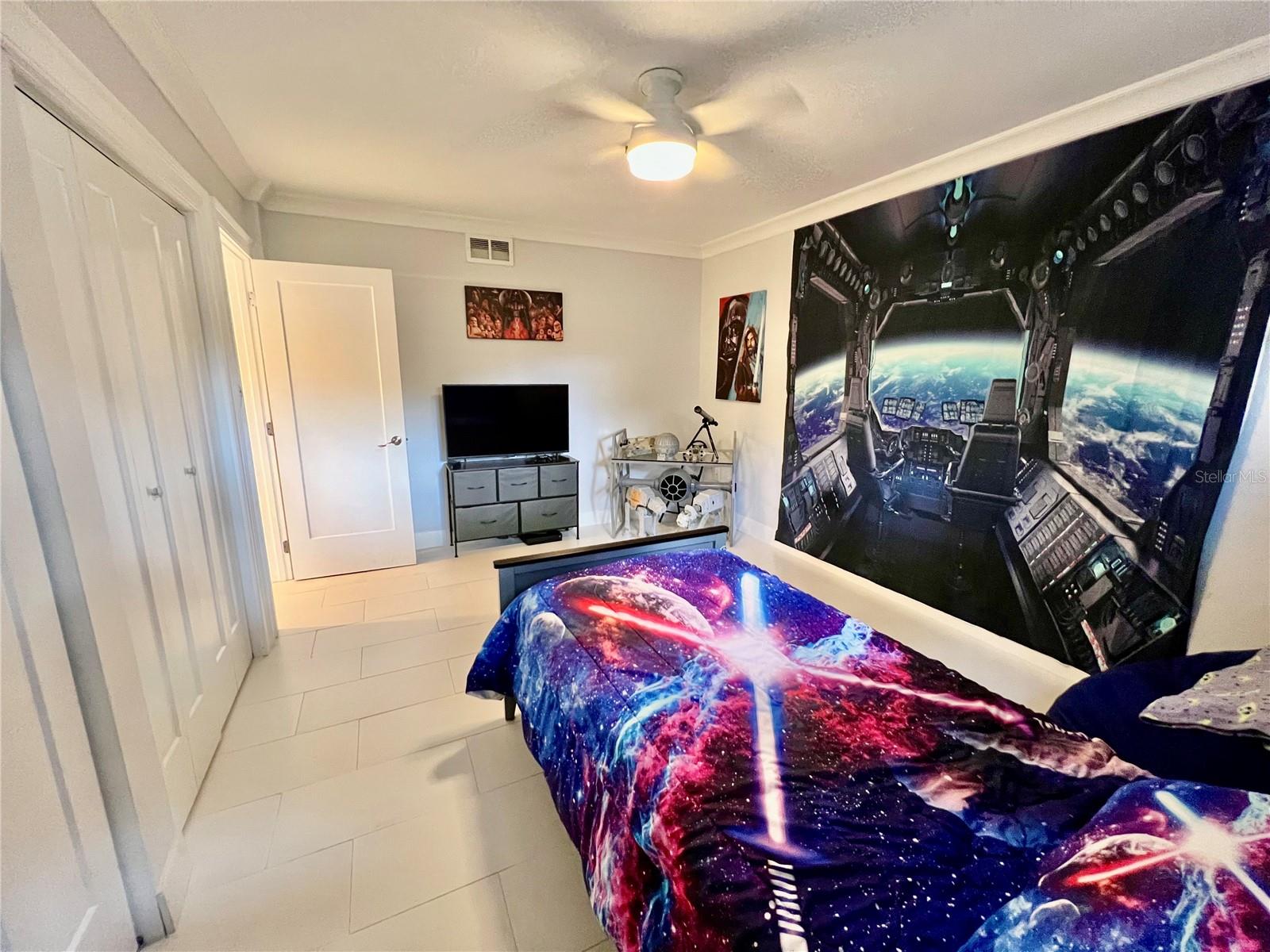 Image 21 of 38 For 1 Lake Hollingsworth Drive 1