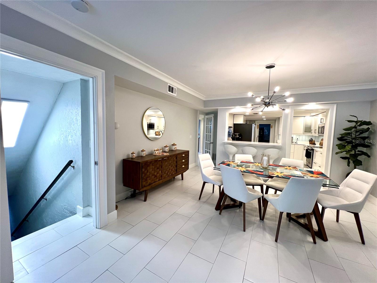 Image 24 of 38 For 1 Lake Hollingsworth Drive 1