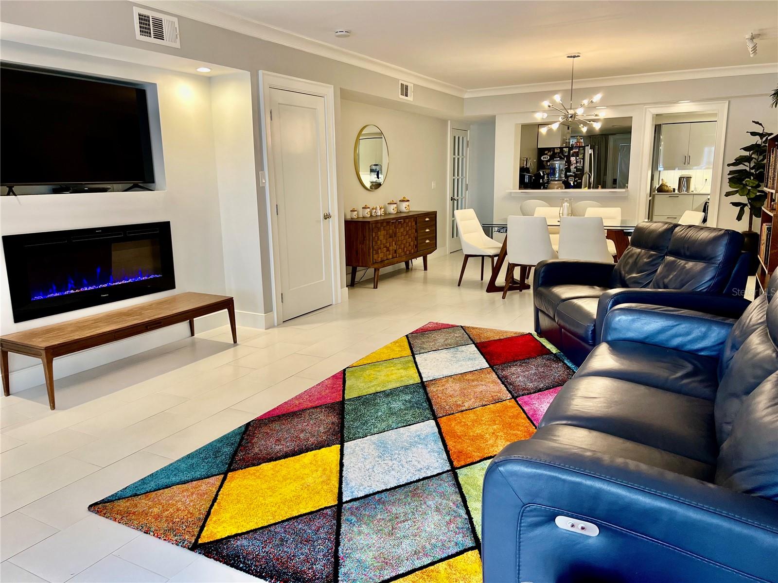 Image 4 of 38 For 1 Lake Hollingsworth Drive 1