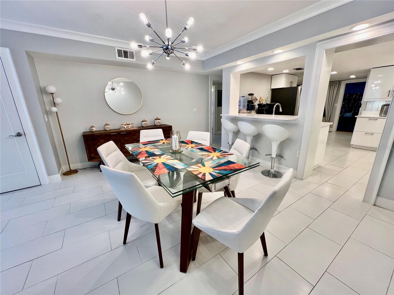 Image 6 of 38 For 1 Lake Hollingsworth Drive 1