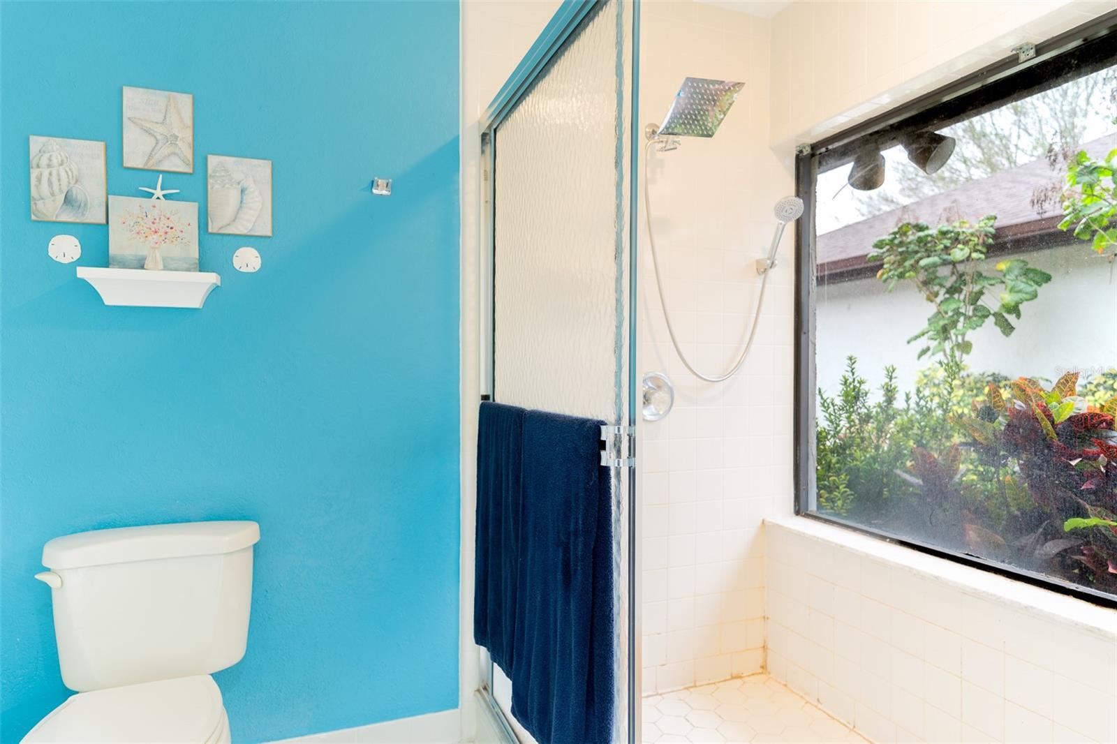 Image 10 of 25 For 109 Tuxford Dr