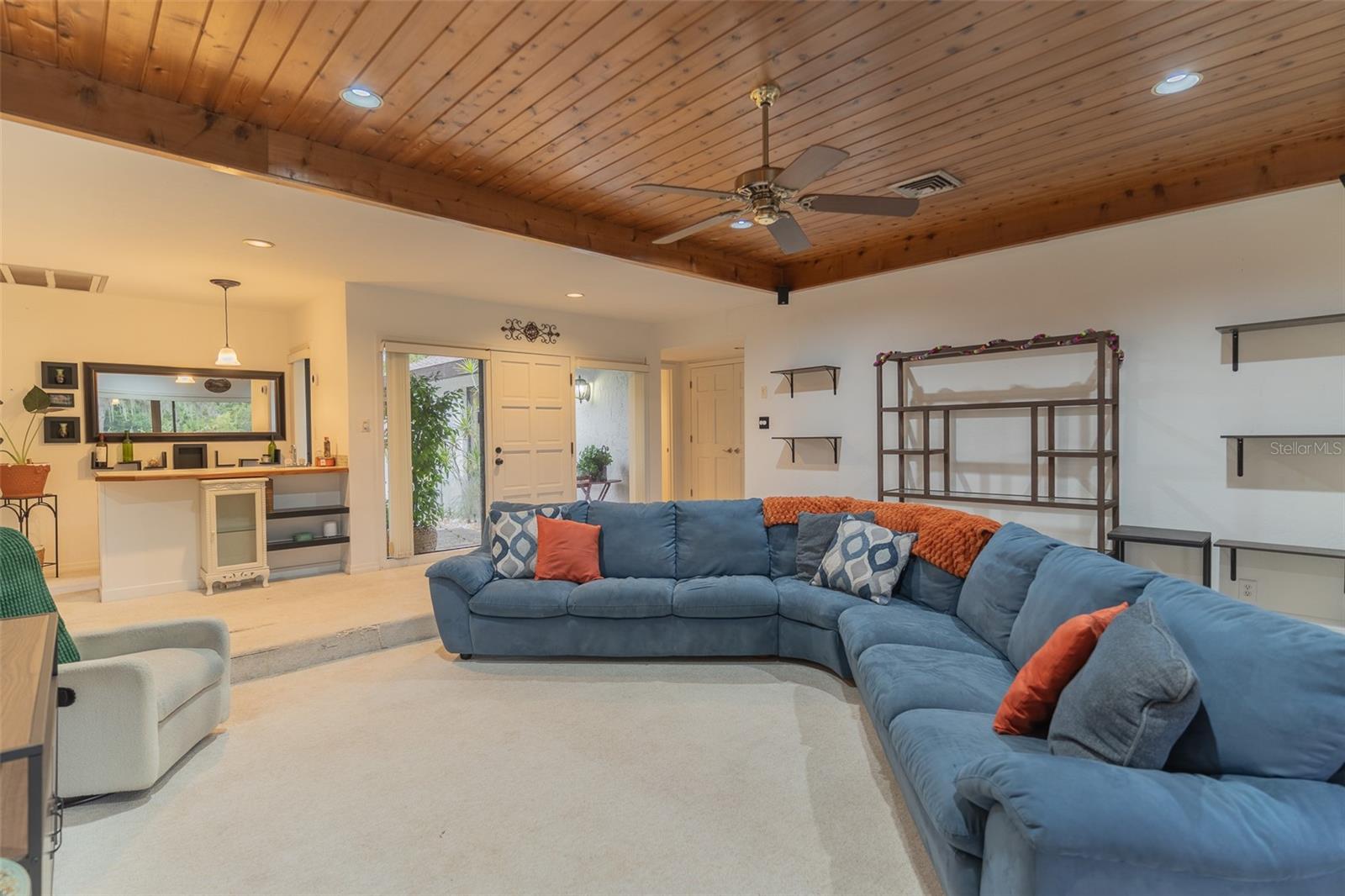 Image 2 of 25 For 109 Tuxford Dr