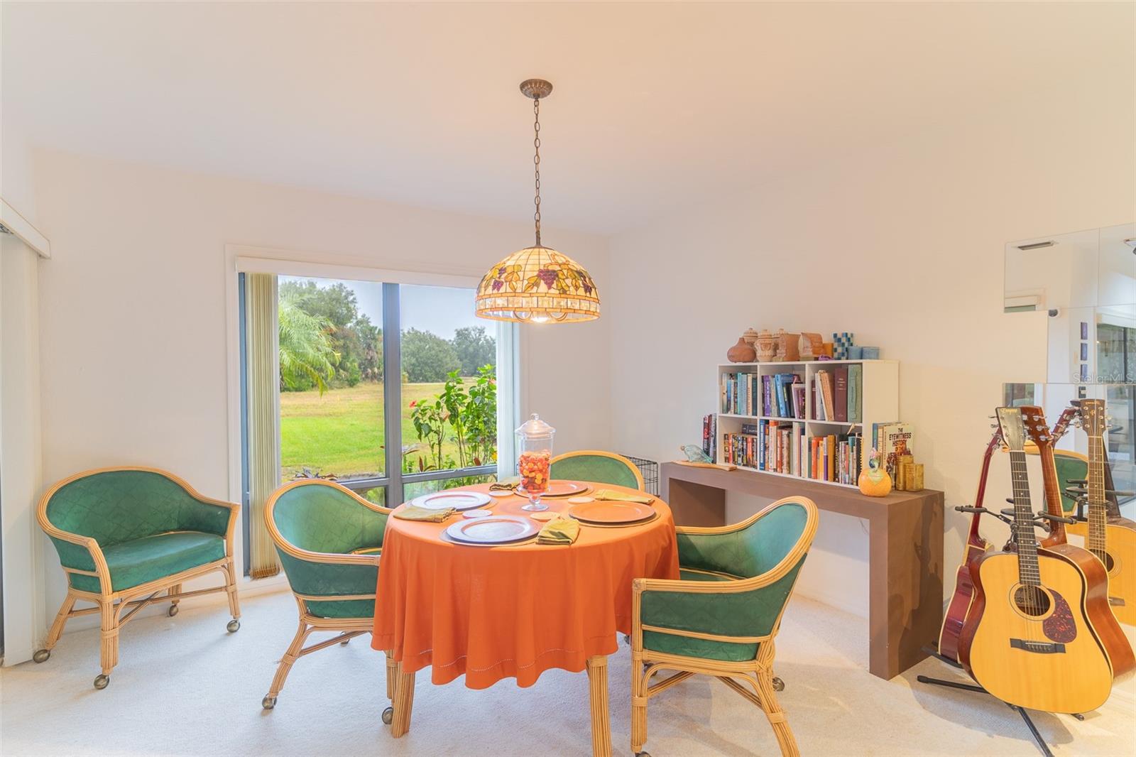 Image 7 of 25 For 109 Tuxford Dr