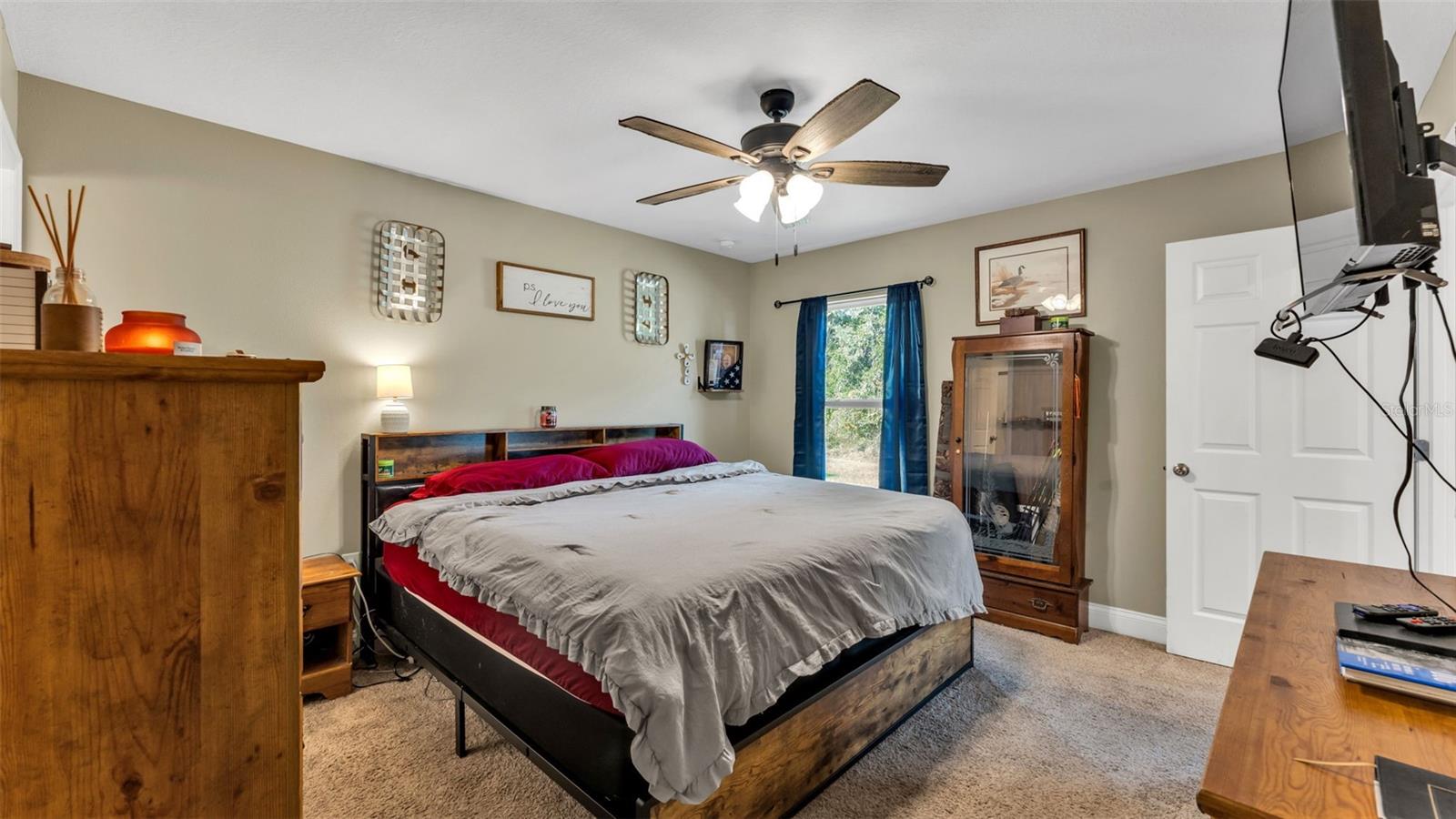 Image 13 of 31 For 461 6th Street Se