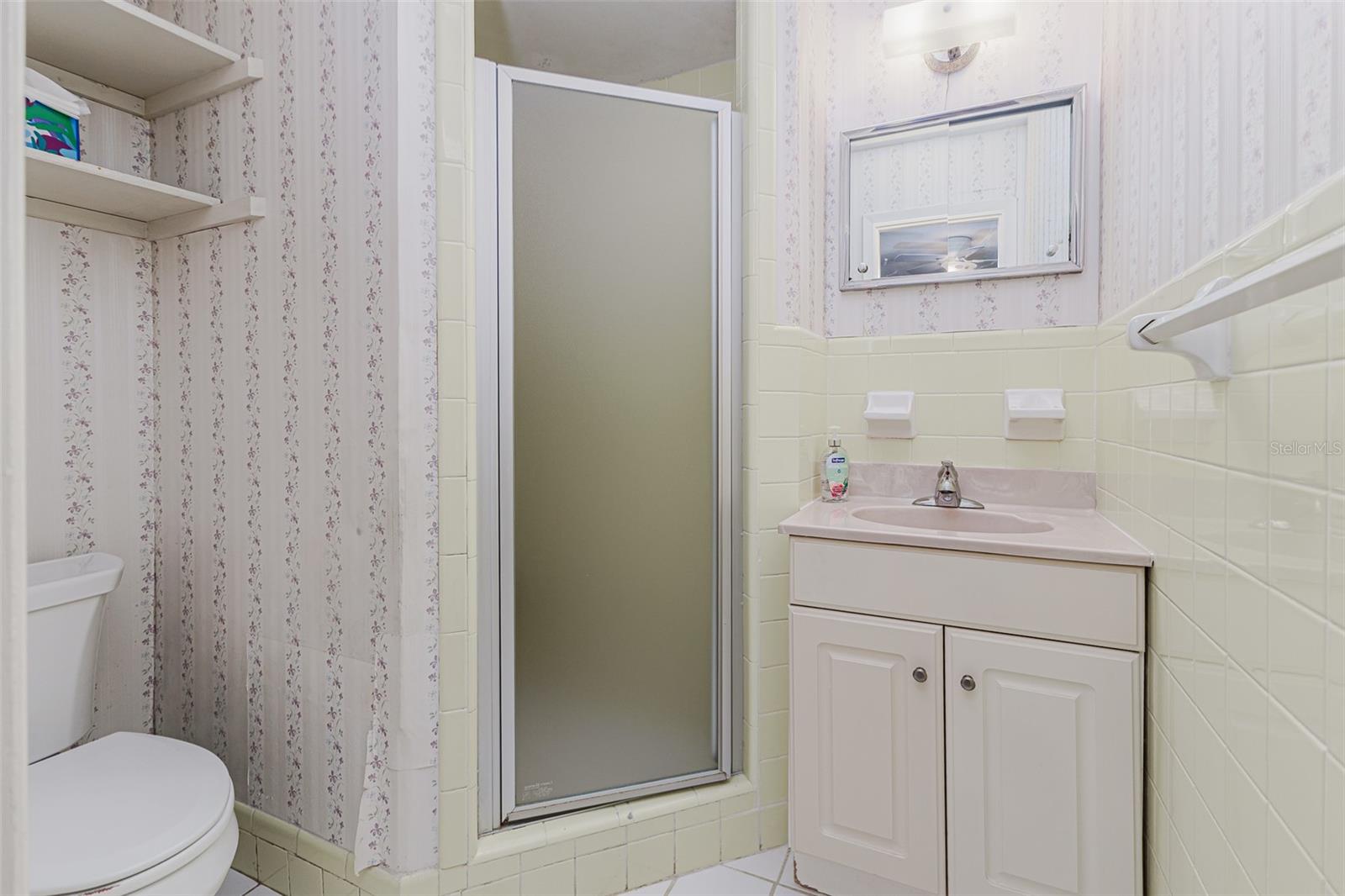 Image 16 of 27 For 275 Clower Street