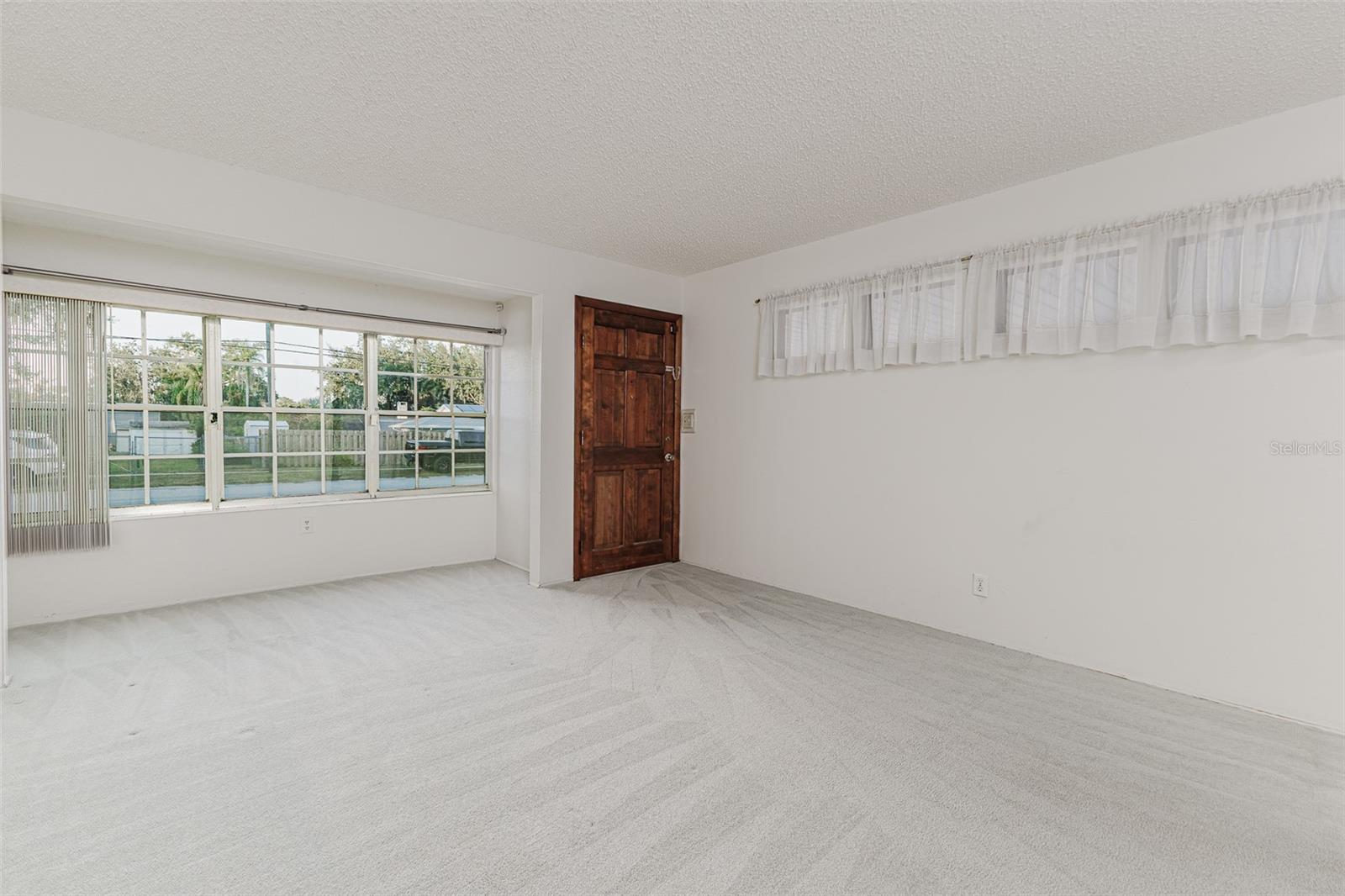 Image 3 of 27 For 275 Clower Street