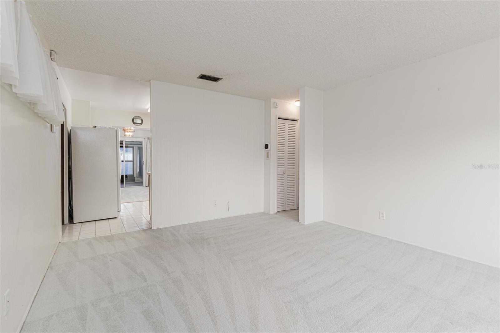 Image 5 of 27 For 275 Clower Street