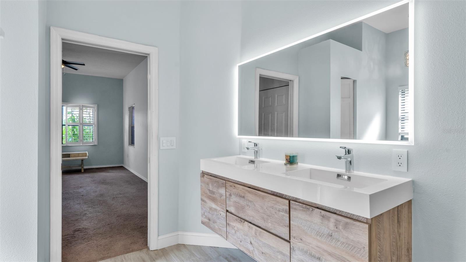 Image 16 of 50 For 6064 Condor Drive