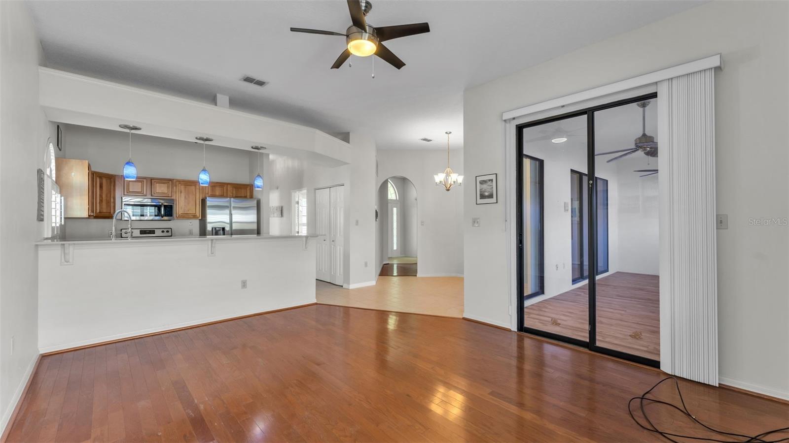 Image 22 of 50 For 6064 Condor Drive