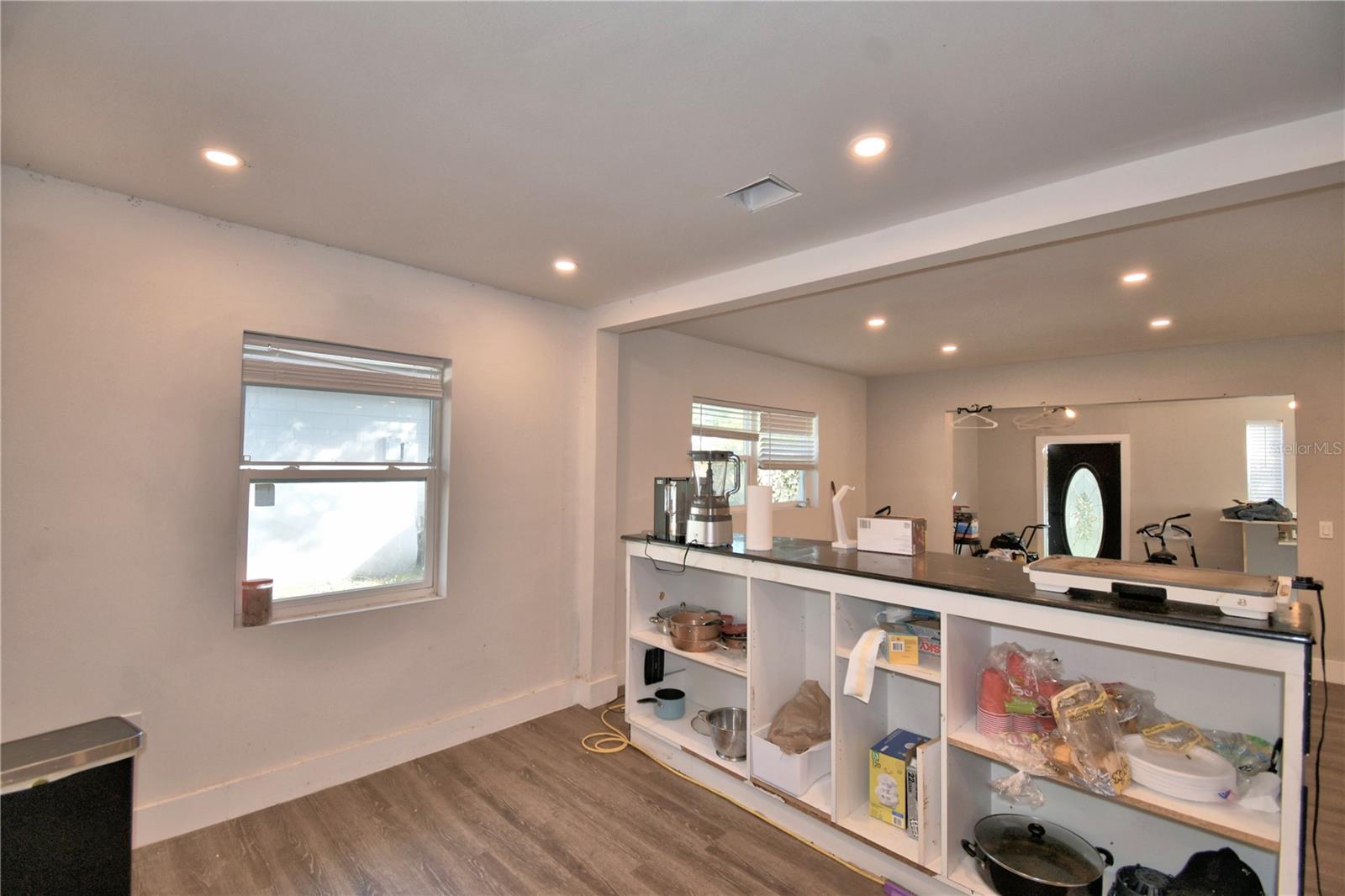 Image 10 of 36 For 112 Paine Drive