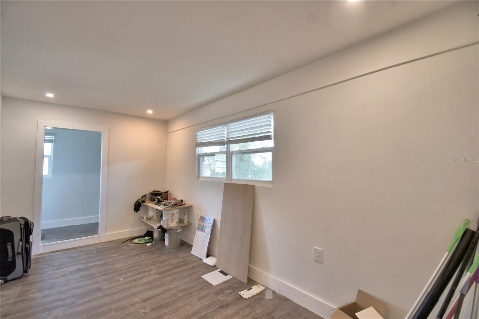 Image 12 of 36 For 112 Paine Drive