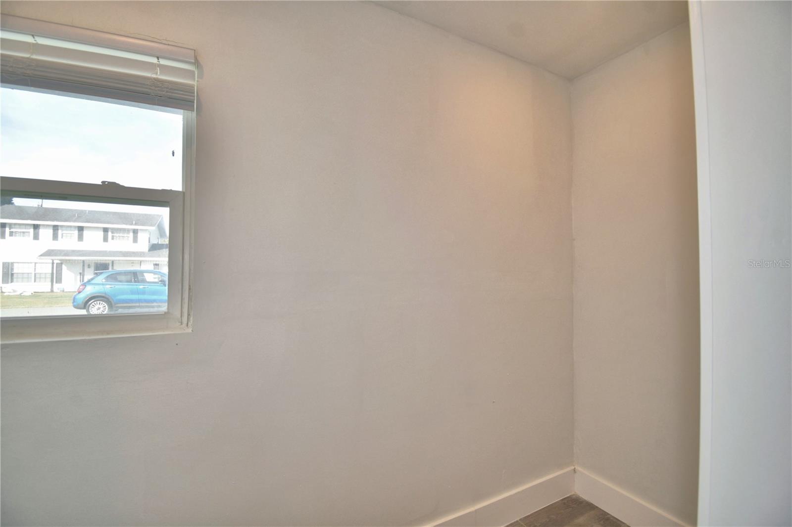 Image 13 of 36 For 112 Paine Drive