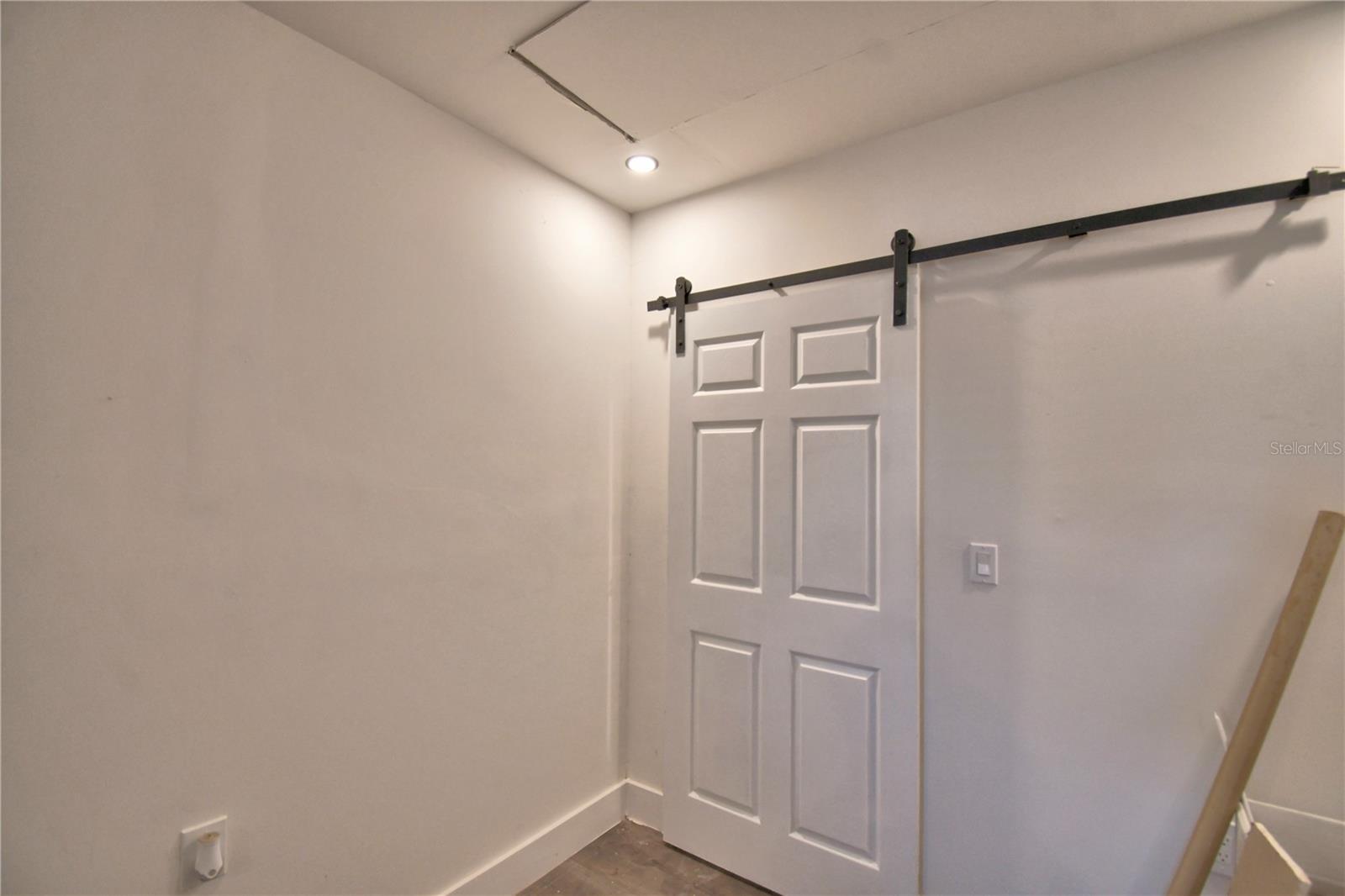 Image 15 of 36 For 112 Paine Drive