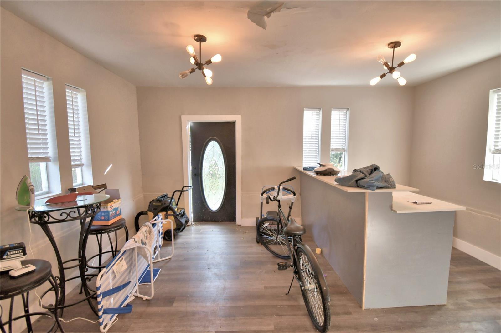 Image 17 of 36 For 112 Paine Drive