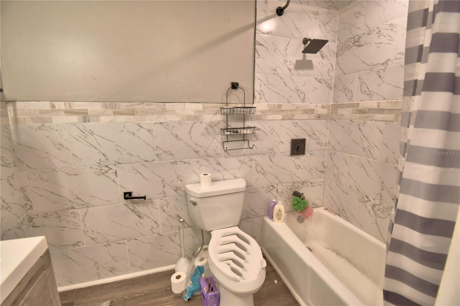 Image 22 of 36 For 112 Paine Drive