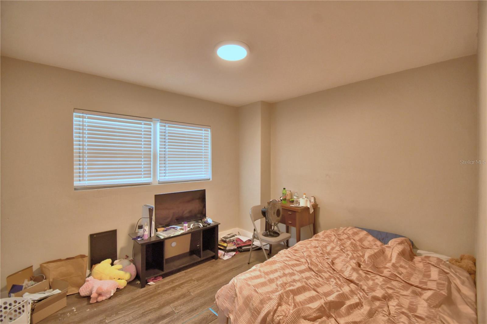 Image 25 of 36 For 112 Paine Drive