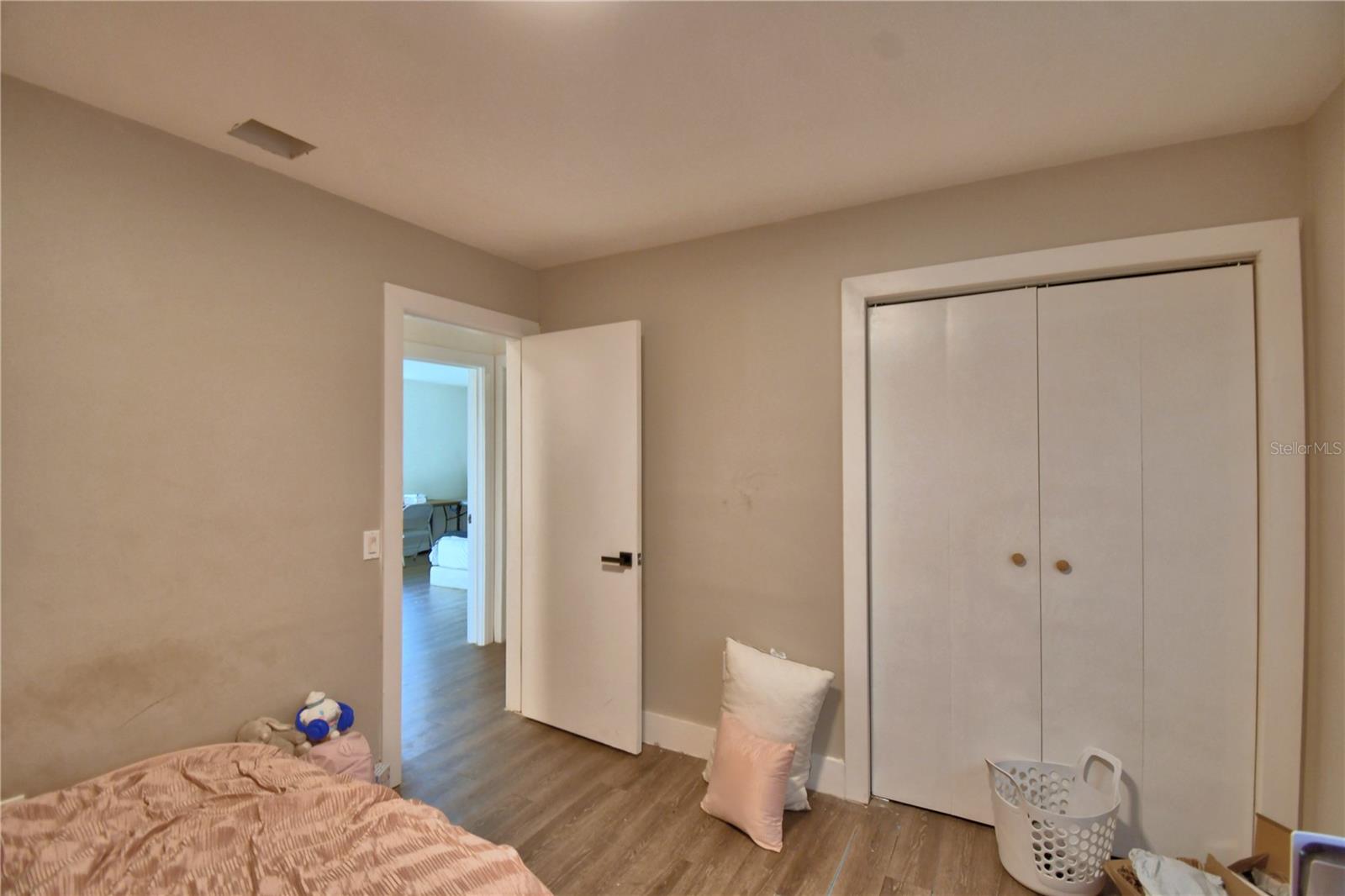 Image 26 of 36 For 112 Paine Drive