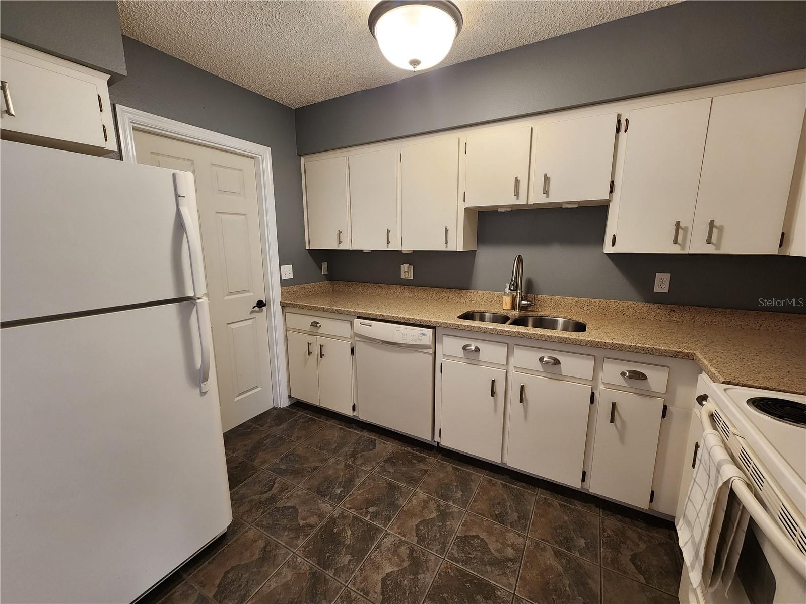 Image 13 of 32 For 2109 Sandy Hook