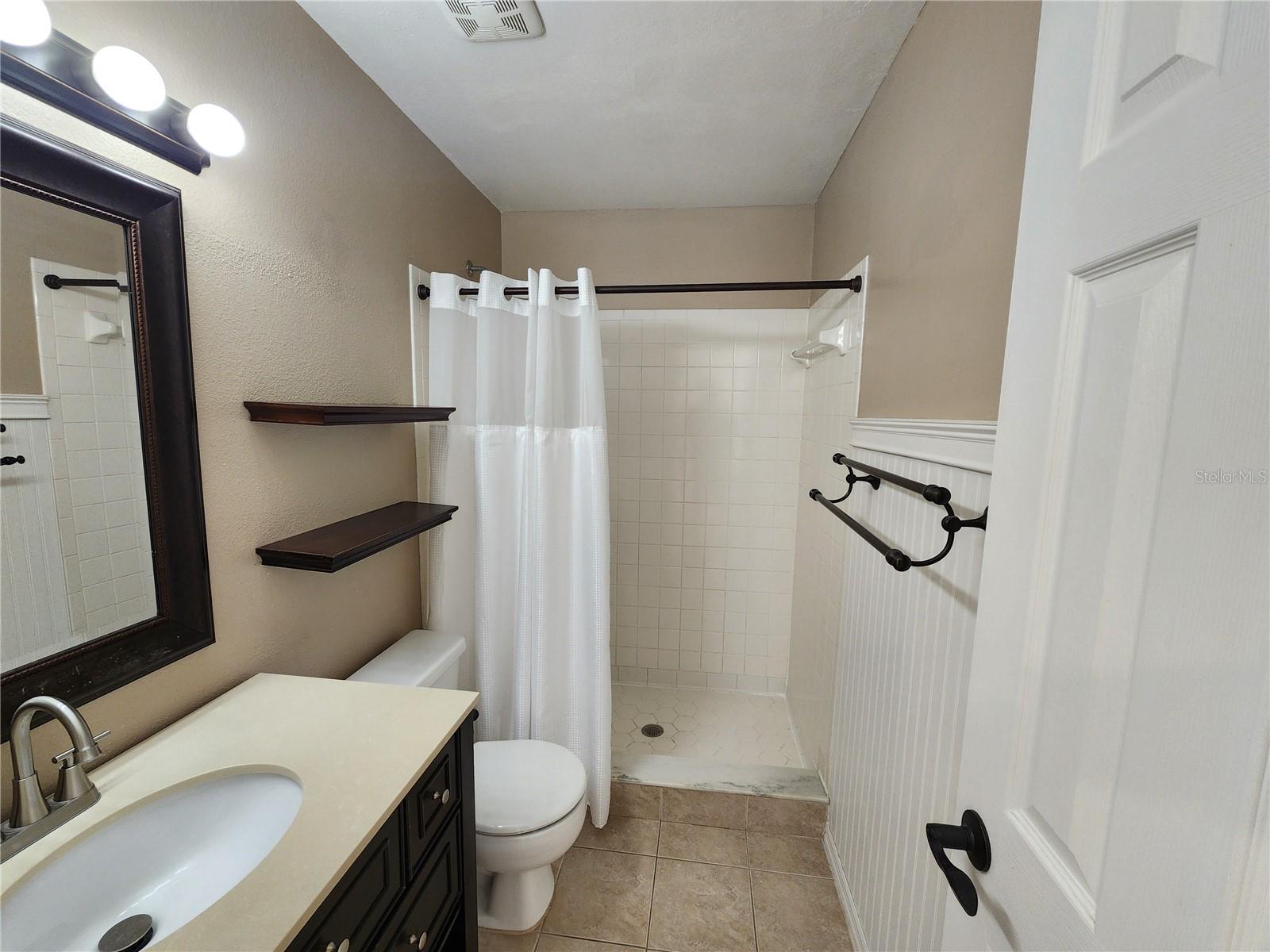 Image 18 of 32 For 2109 Sandy Hook