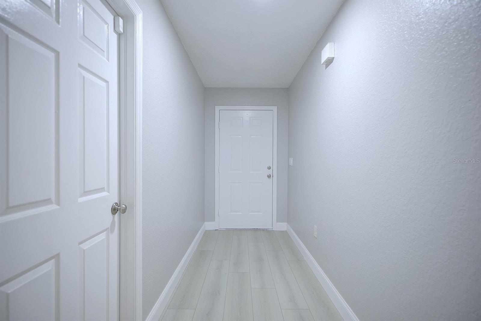 Image 5 of 40 For 26098 Copiapo Circle