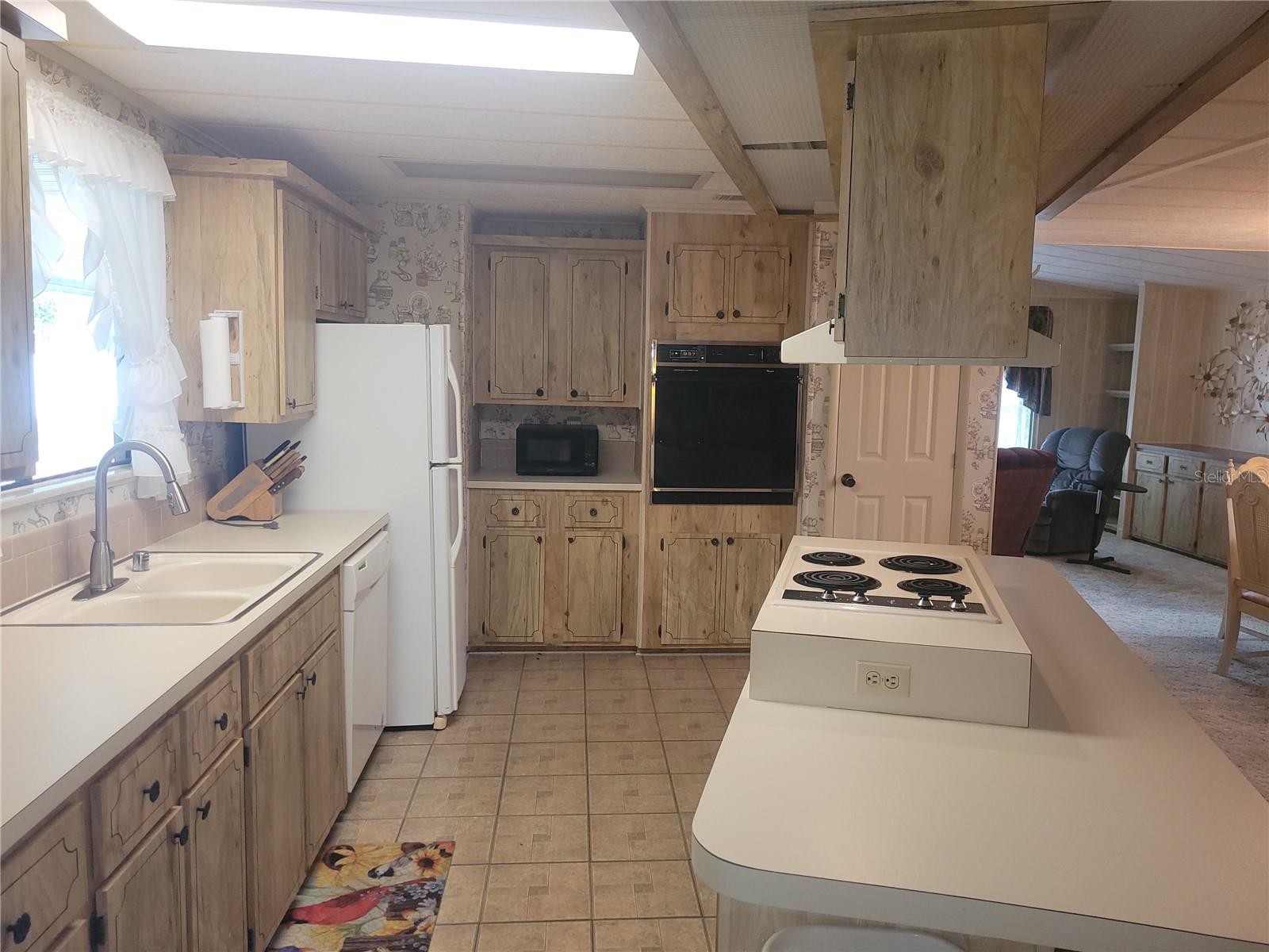 Image 14 of 40 For 3027 Galaxy Lane