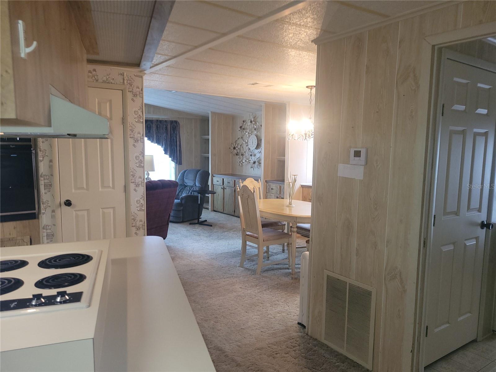 Image 19 of 40 For 3027 Galaxy Lane