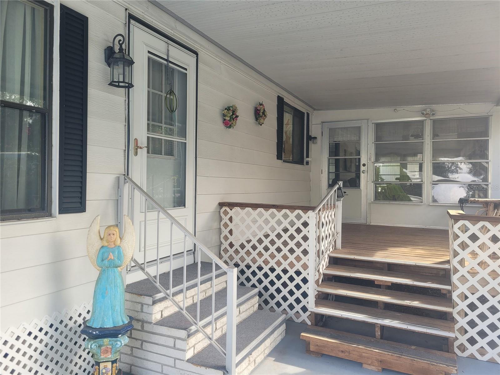 Image 2 of 40 For 3027 Galaxy Lane