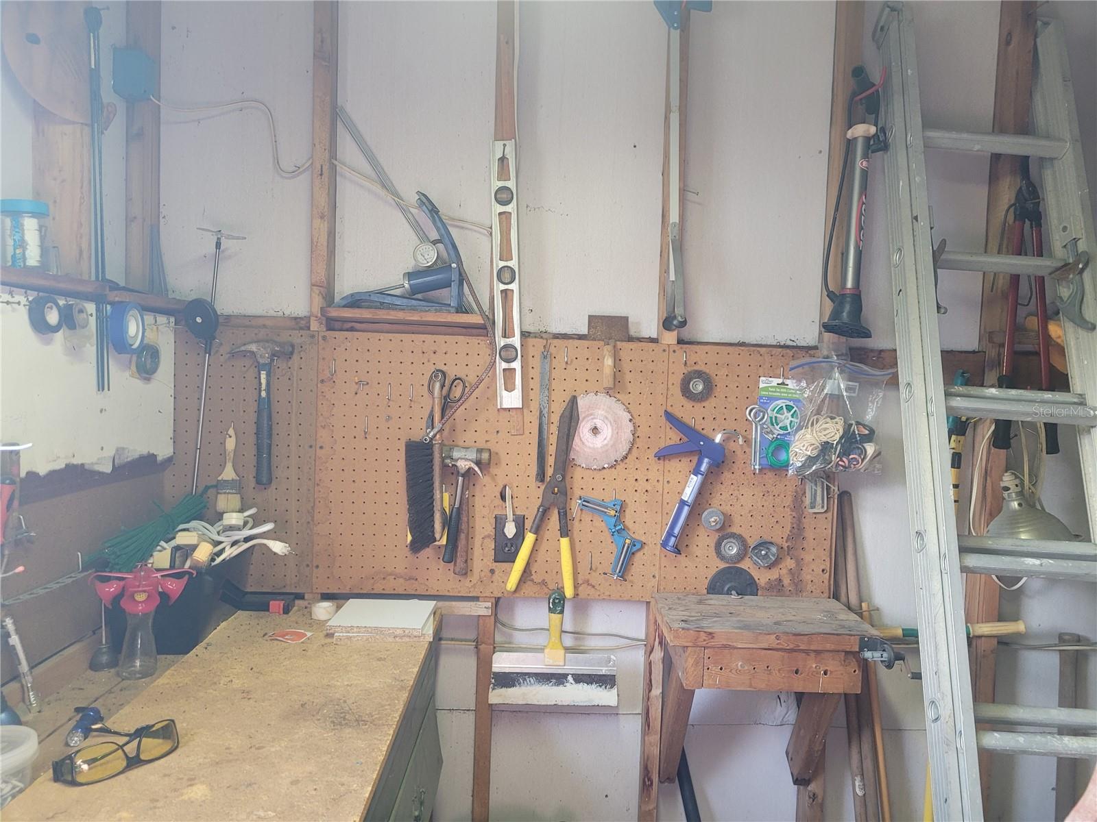 Image 39 of 40 For 3027 Galaxy Lane