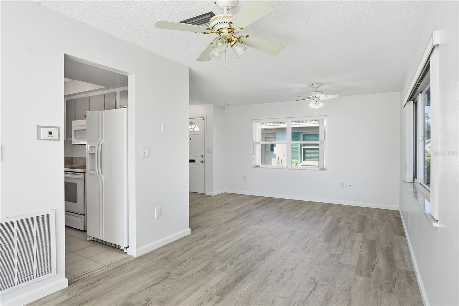 Image 19 of 38 For 719 Fonda Court