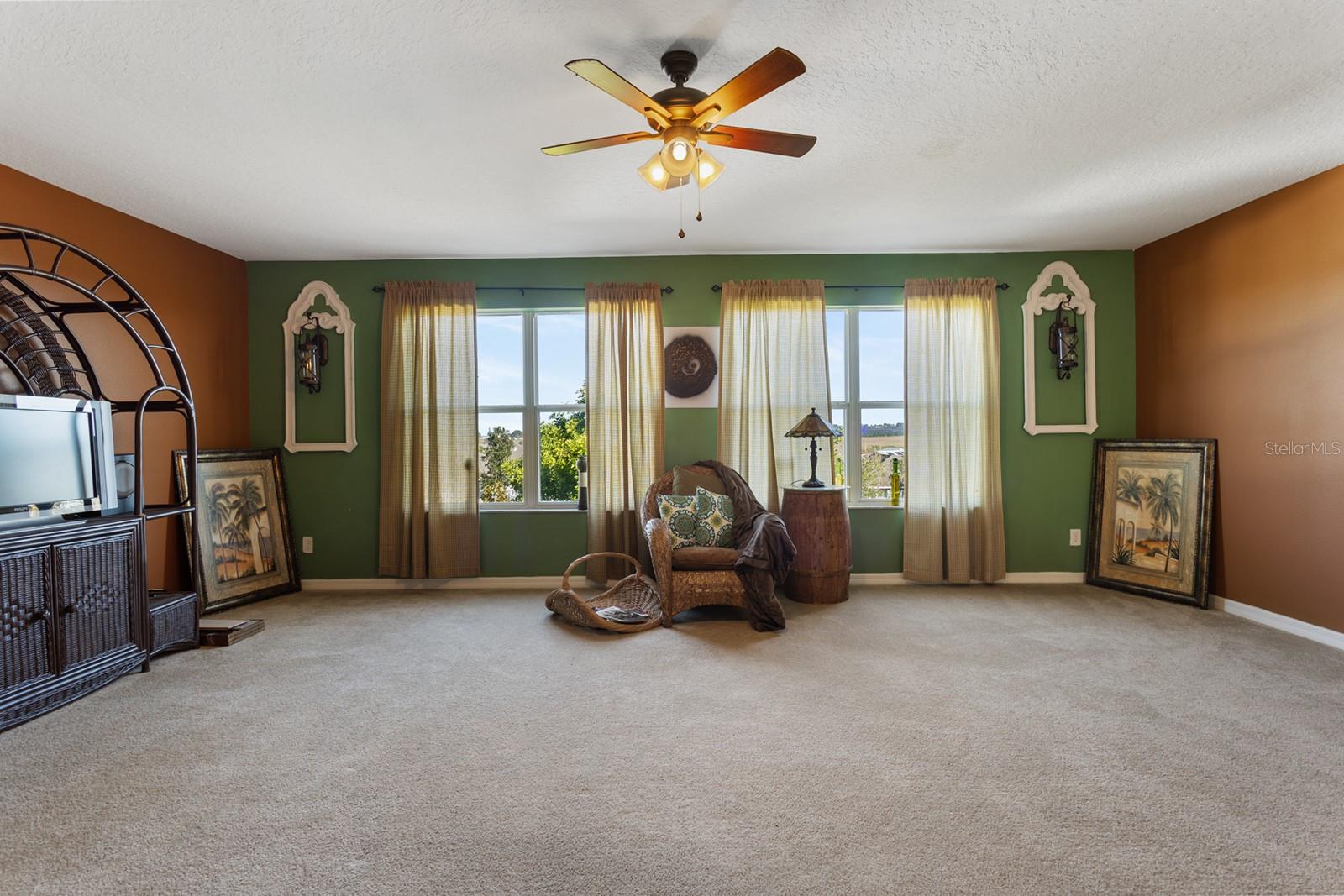 Image 29 of 52 For 279 Brookshire Drive