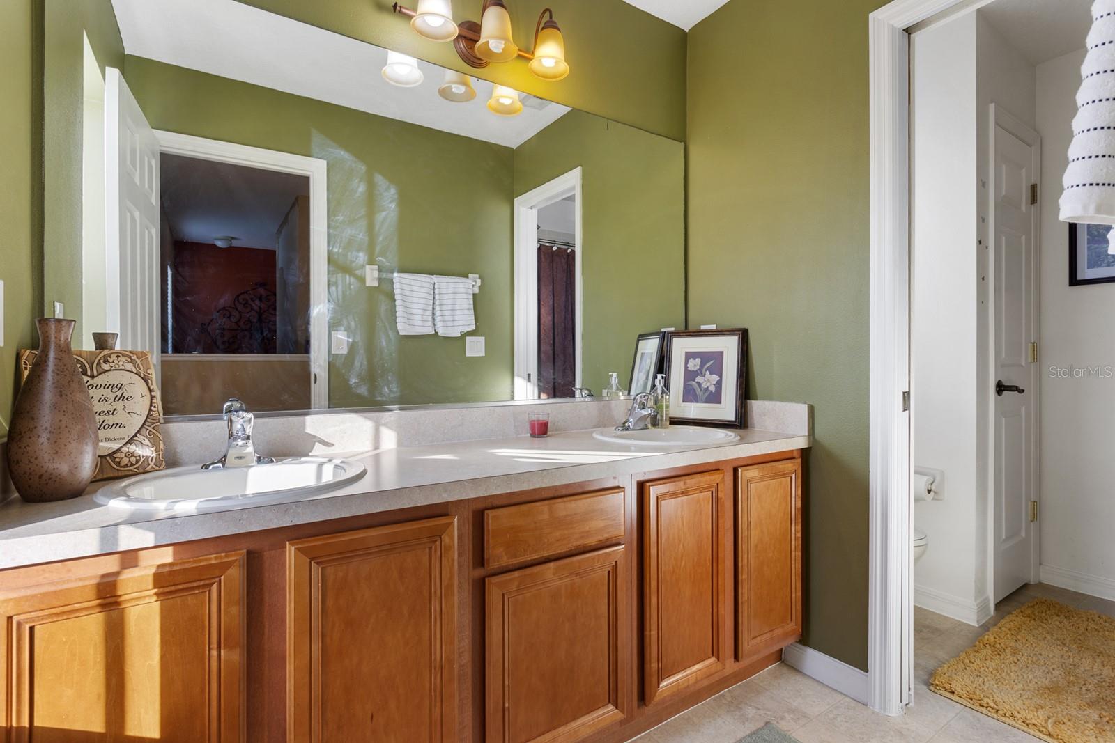 Image 33 of 52 For 279 Brookshire Drive