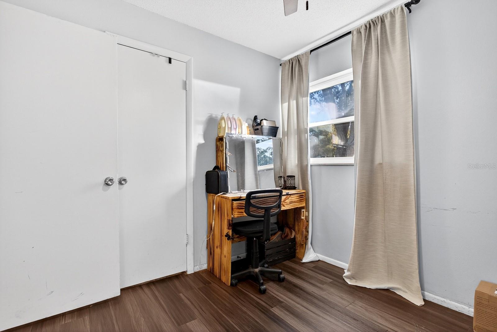 Image 19 of 30 For 2804 Kathryn Avenue