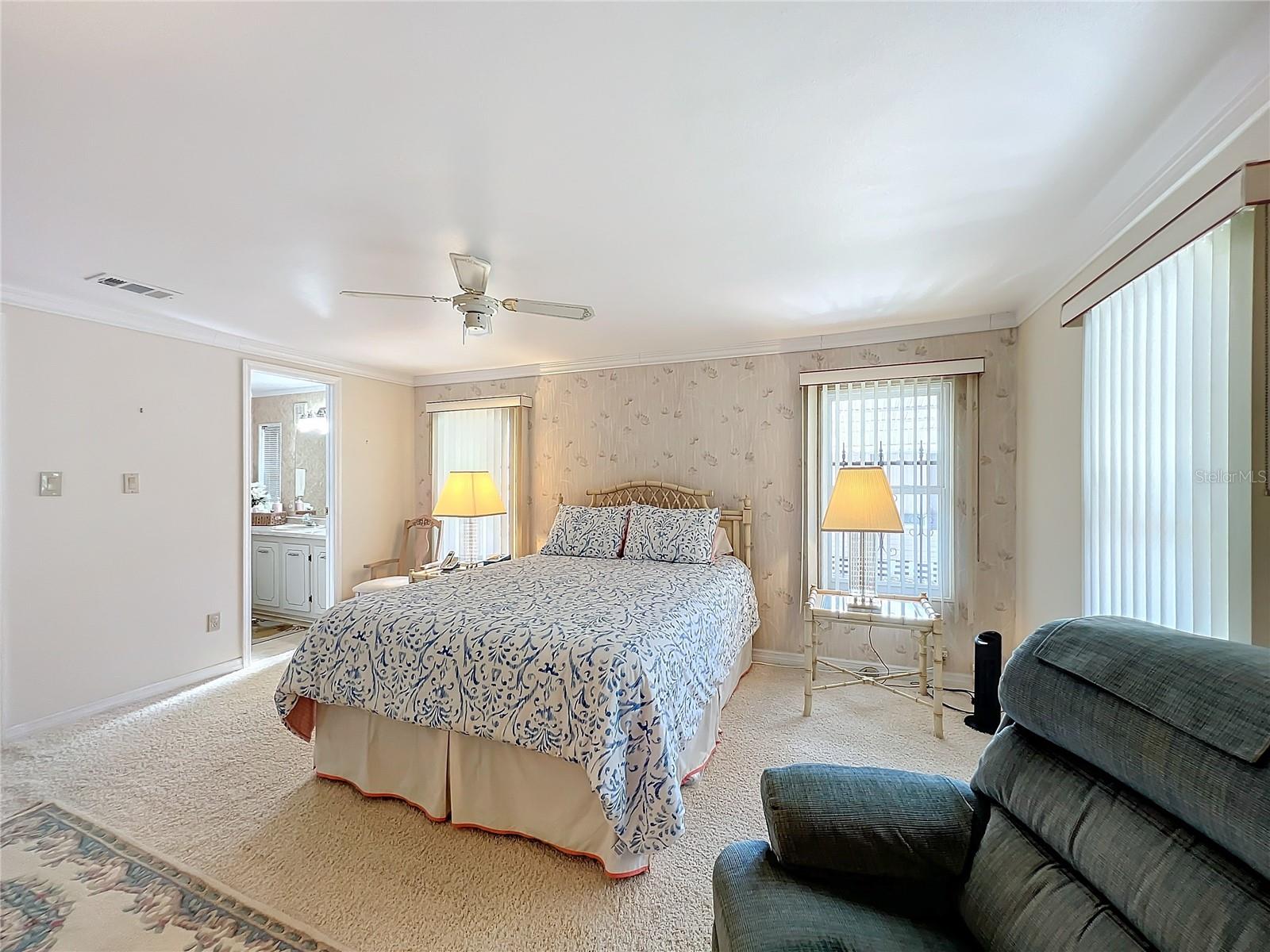 Image 16 of 44 For 6336 Bayberry Blvd Ne