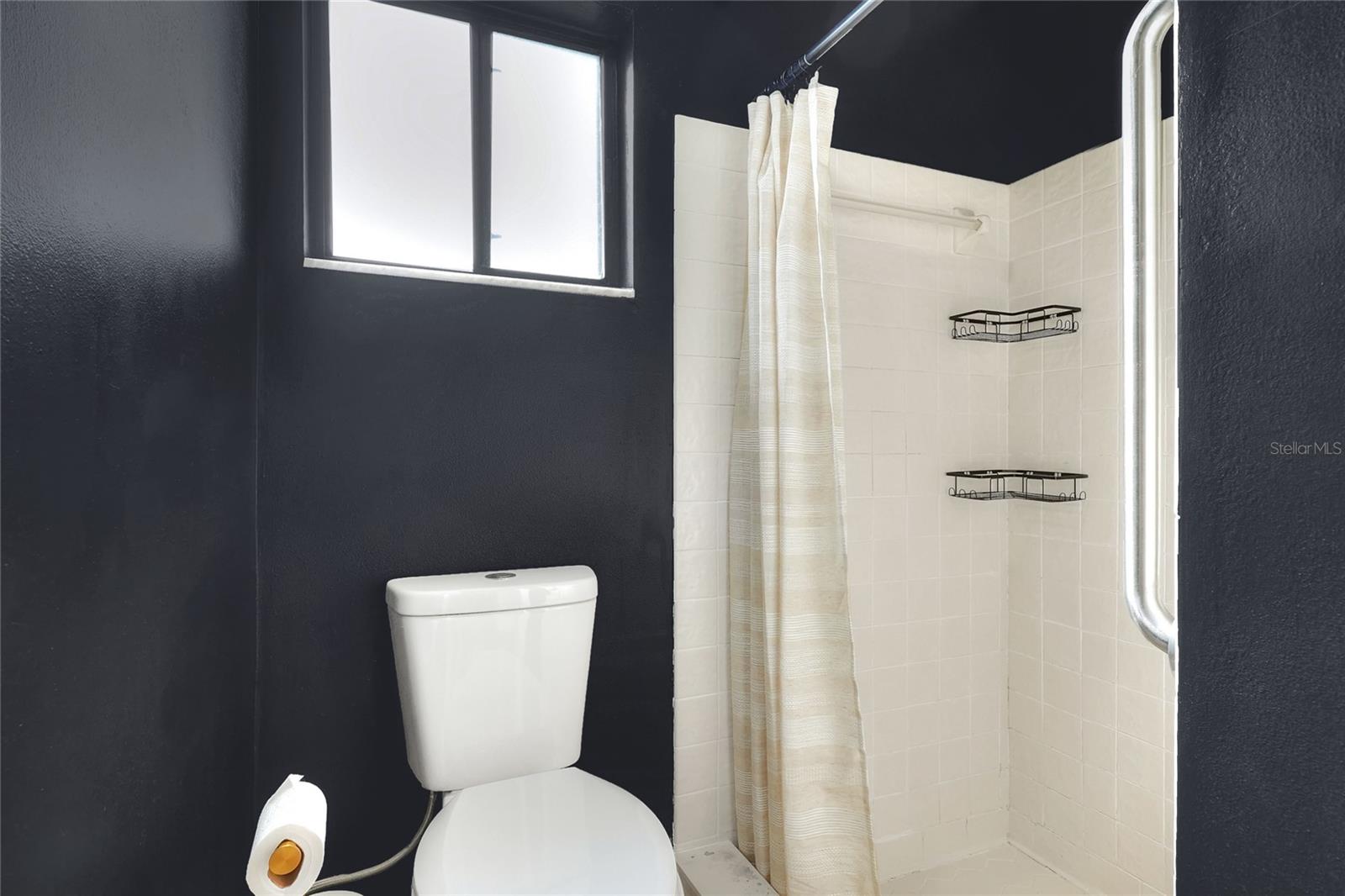 Image 19 of 41 For 3830 Bent Tree Loop E