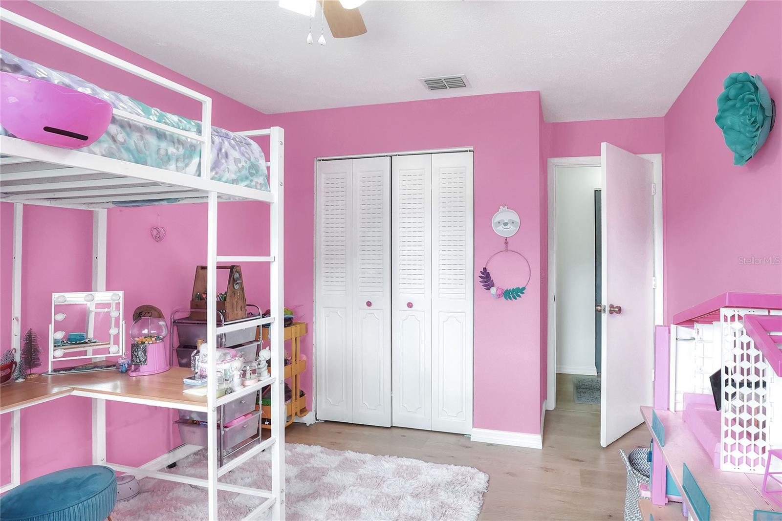 Image 21 of 41 For 3830 Bent Tree Loop E